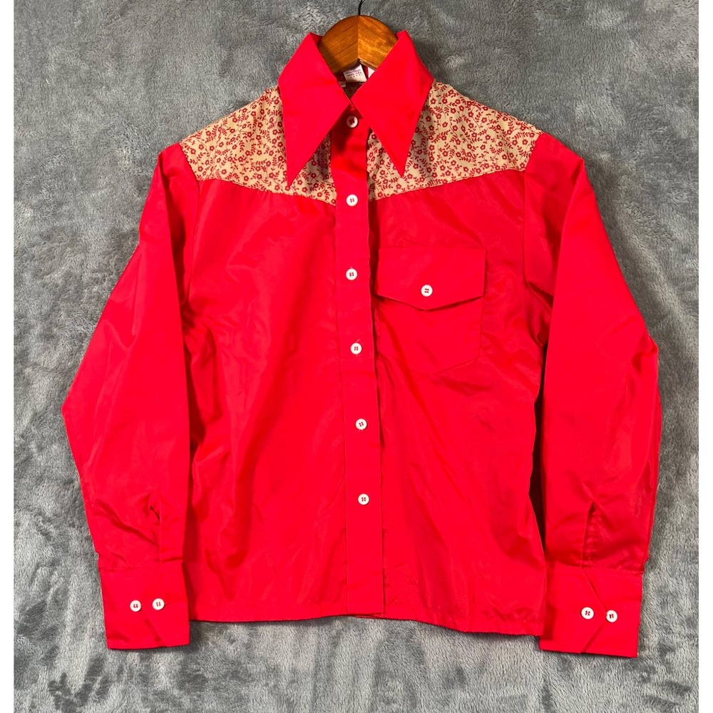 Vintage 1970's Skyr Nylon Shirt Womens Red Small Western Long Sleeve Button Up